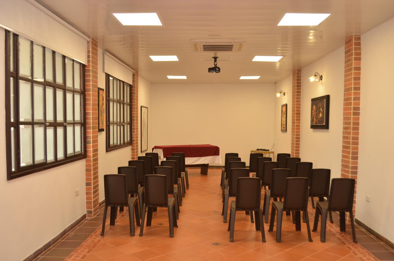 El Virrey Boutique 3*