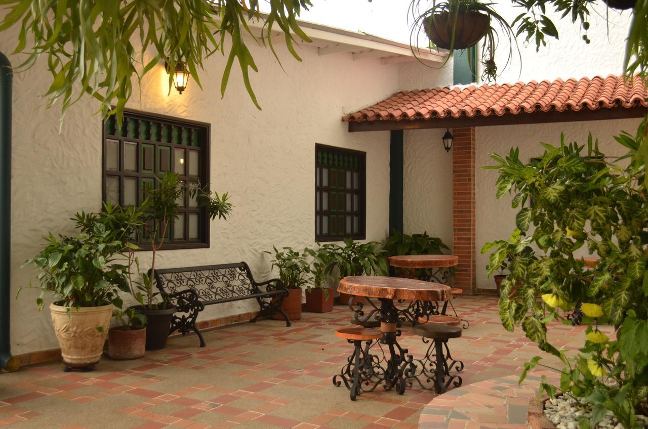 El Virrey Boutique Honda 3*